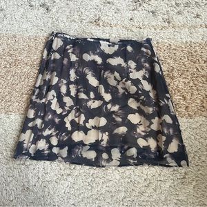 & Other Stories Mini Skirt Abstract Flower Print NWOT Size Small